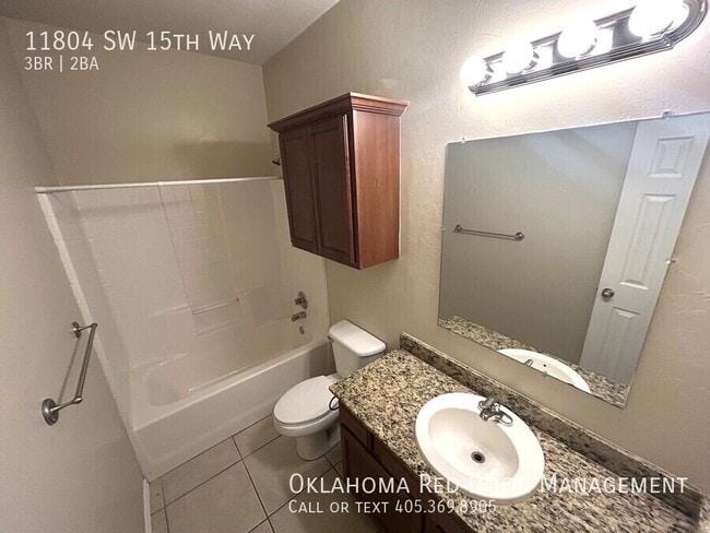 Building Photo - 11804 SW 15th Way