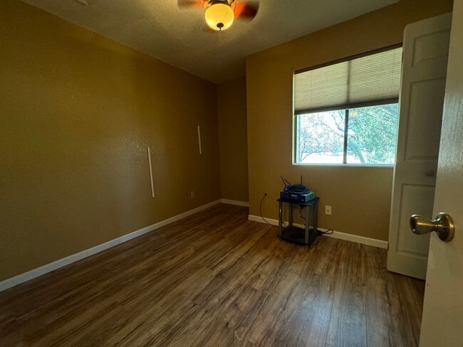 Building Photo - 3BR/2BA/1CG, 1489 sq.ft. rental in Huachuca City, AZ