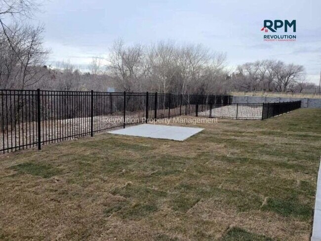 Building Photo - "Charming 3-Bed Oasis in Ogden