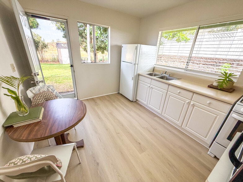 Building Photo - 73-1087 Makamaka St