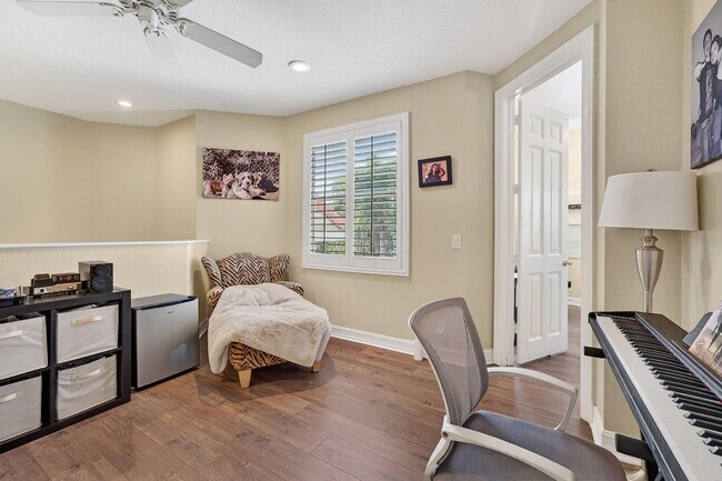 Building Photo - 7162 Vía Firenze