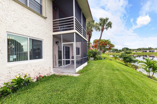 Building Photo - 146 Lake Evelyn Dr