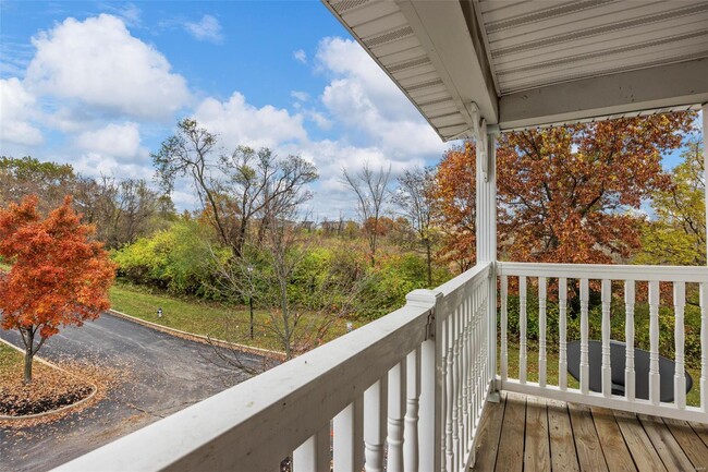 Building Photo - 432 Saravalle Dr