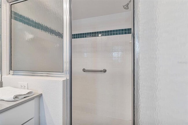 Building Photo - 6460 Blueberry Dr