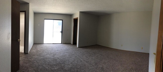 Building Photo - 3424 Running Deer Dr