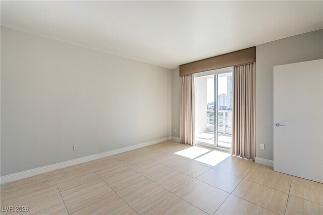 Building Photo - 222 Karen Ave