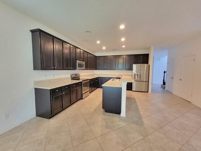 Building Photo - 183 Rudder Cay Way