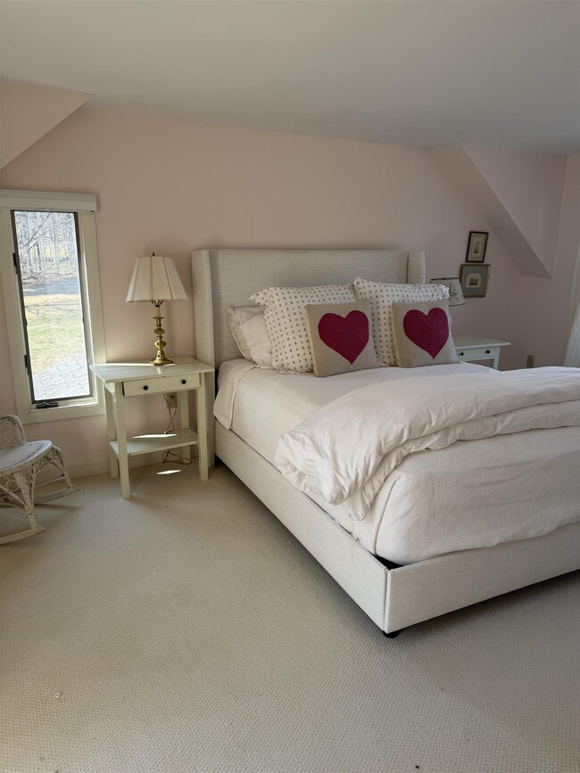 Building Photo - 536 Gov Wentworth Hwy