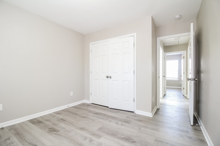 Building Photo - 206 Yukon Dr