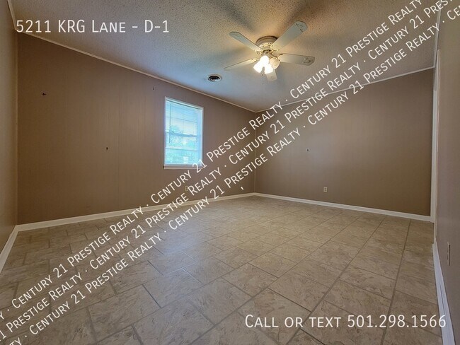 Building Photo - 5211 Krg Ln