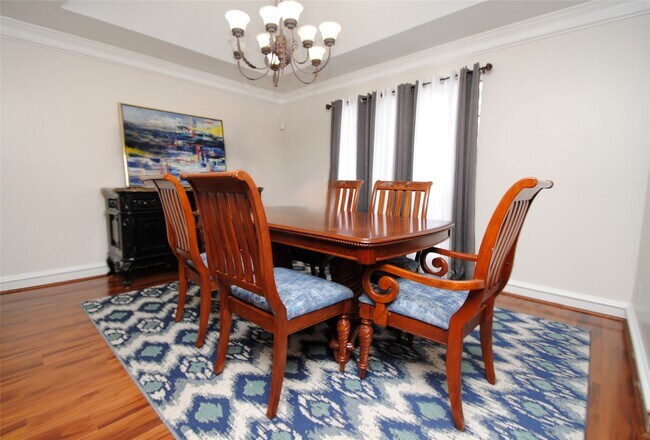 Building Photo - 15007 Pebble Bend Dr