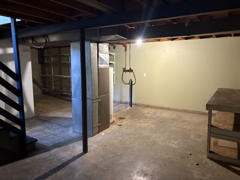 Building Photo - 14 Joan Dr