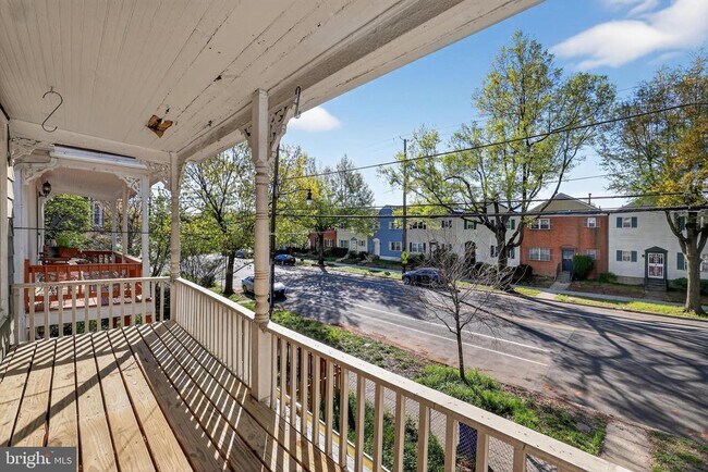 Building Photo - 3309 Martin Luther King Jr Ave SE