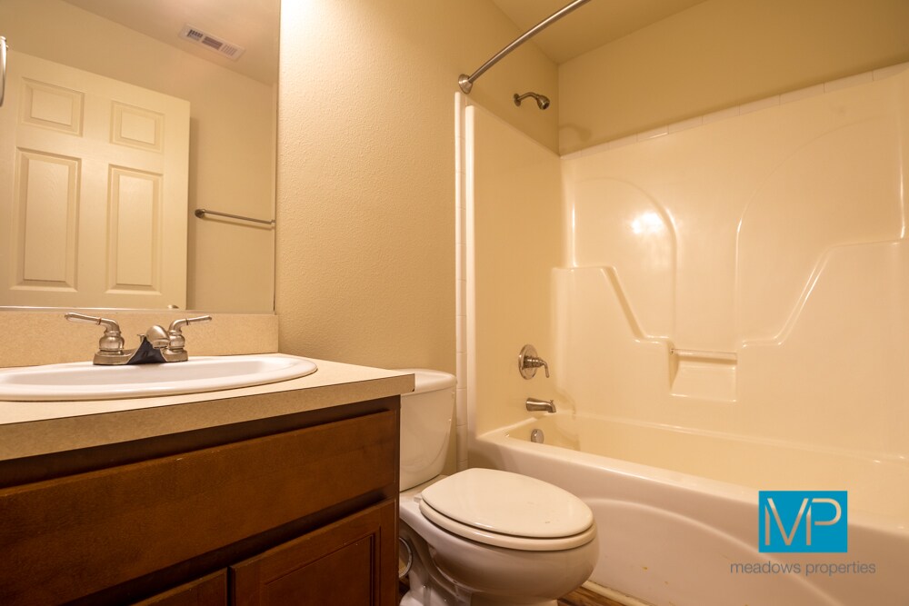 Bathroom 2 - 620 Whitson Chapel Rd