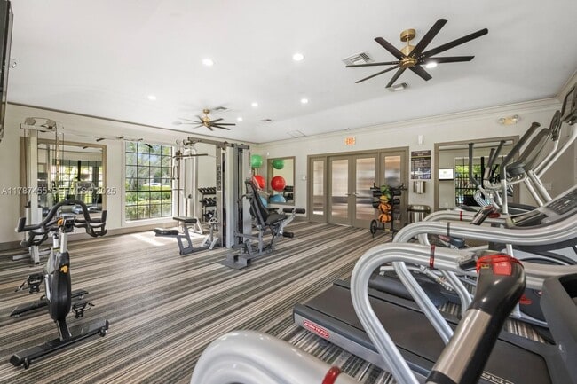 Building Photo - 6503 N Military Trl