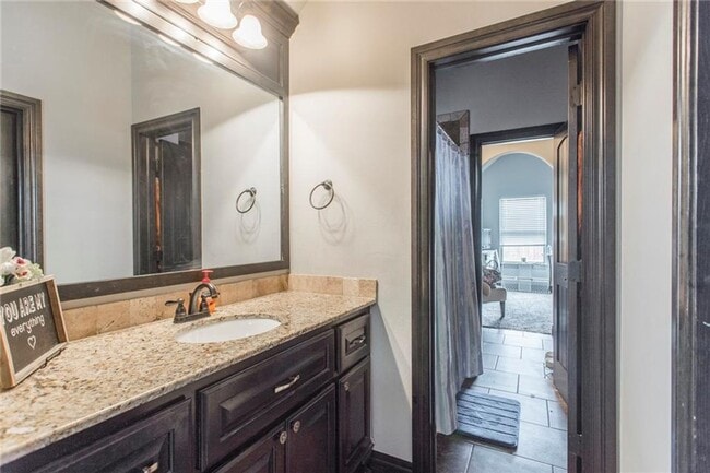 Building Photo - Stunning home in Deer Creek Schools!