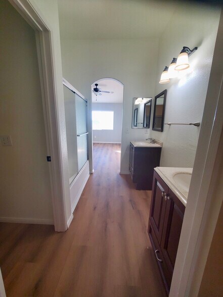 Building Photo - 1126 Latigo Cv