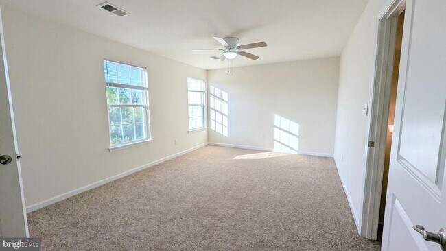 Building Photo - 1309 Madison Ln