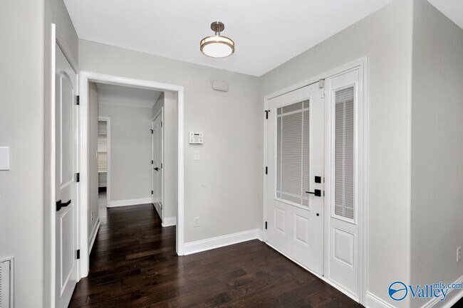 Building Photo - 318 Dovington Dr