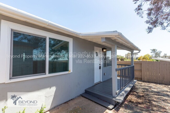 Building Photo - 5207 Irwin Ave