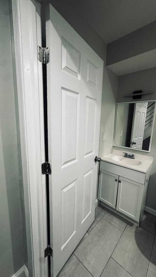 Building Photo - 228 S Edgewood St