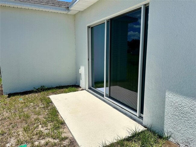 Building Photo - 534 Wayland Dr