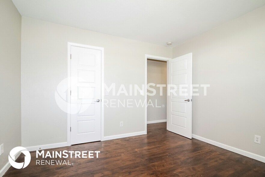 Building Photo - 6332 NW 58th Terrace