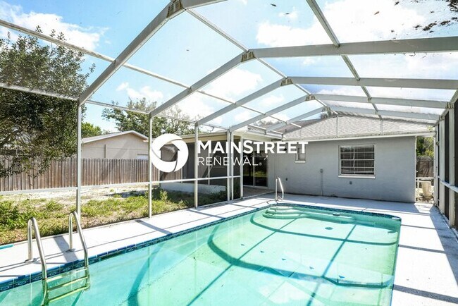 Building Photo - 3 Bedroom Pet-Friendly Home in Port Richey, FL with Main Street Renewal