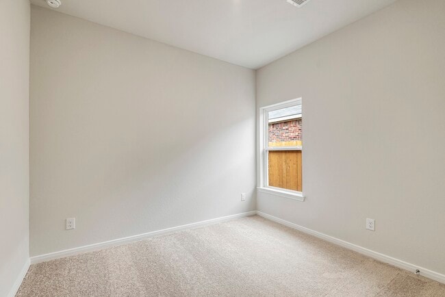 Building Photo - 417 Sunny Highlands Dr