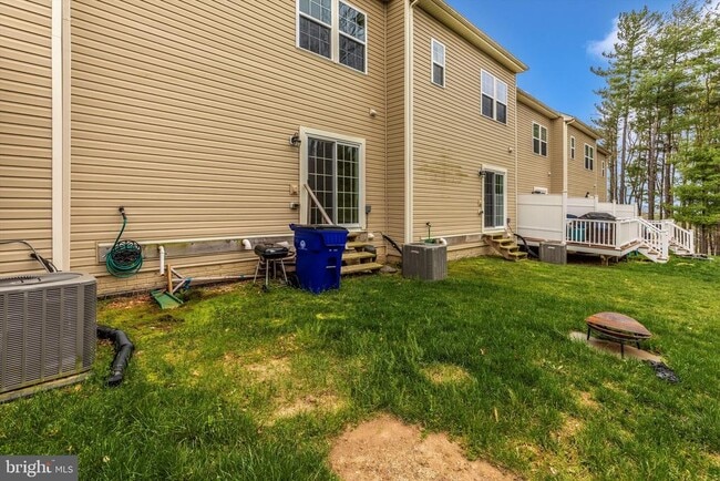 Building Photo - 6226 Newport Pl