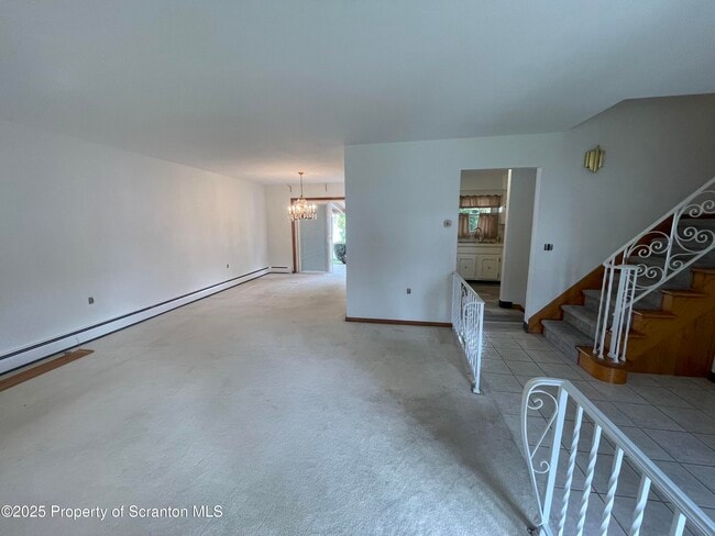 Building Photo - 708 Woodmere Ave