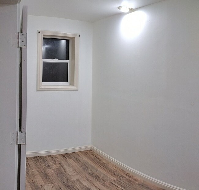 Building Photo - House with Separate studio apartment Included