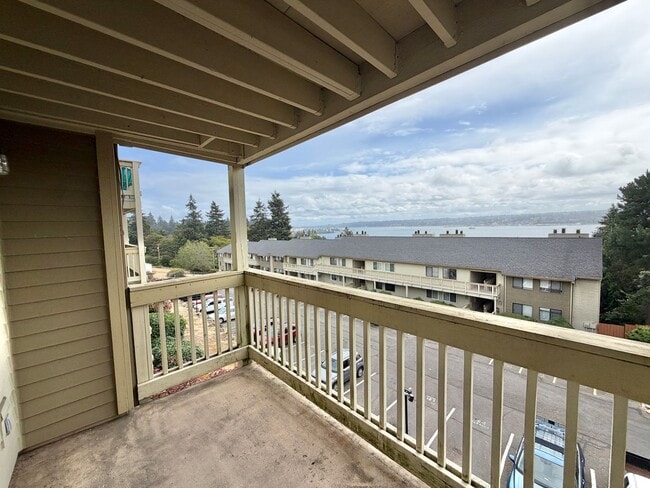 Building Photo - 1710 W Sunn Fjord Ln