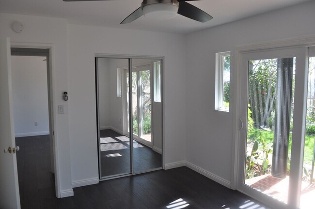 Building Photo - Serra Mesa  SFH Detached “4BR/2.5BA + offi...