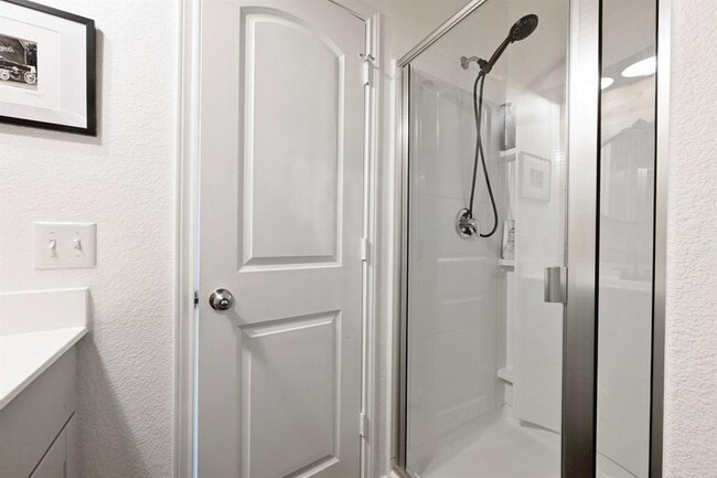 Building Photo - 317 Black Alder St