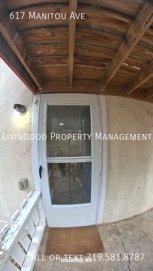 Building Photo - 617 Manitou Ave