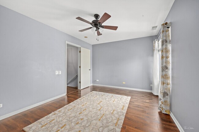 Building Photo - 2518 Carrolwood Rd