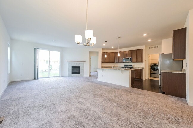 Building Photo - 6325 Stablecross Trl