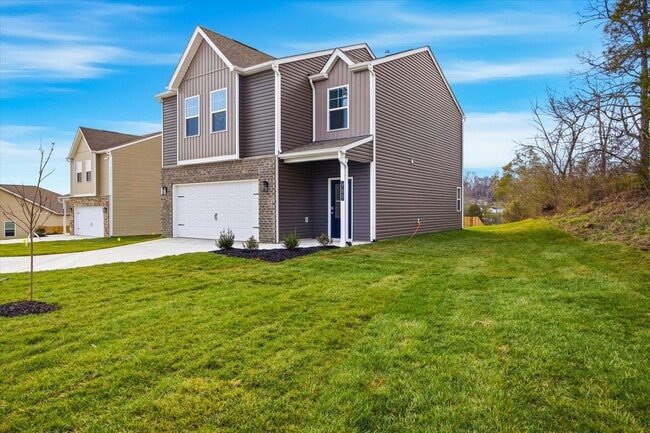 Building Photo - 702 N Saulsbury Ln