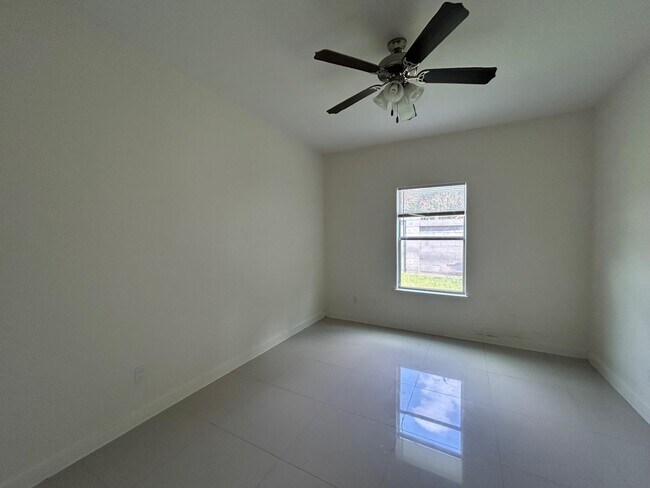 Building Photo - 501 Shiloh Dr