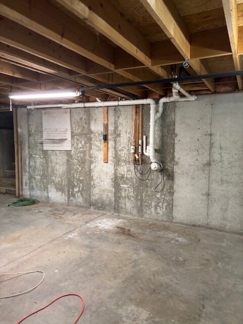 Building Photo - 15 Tami Trail