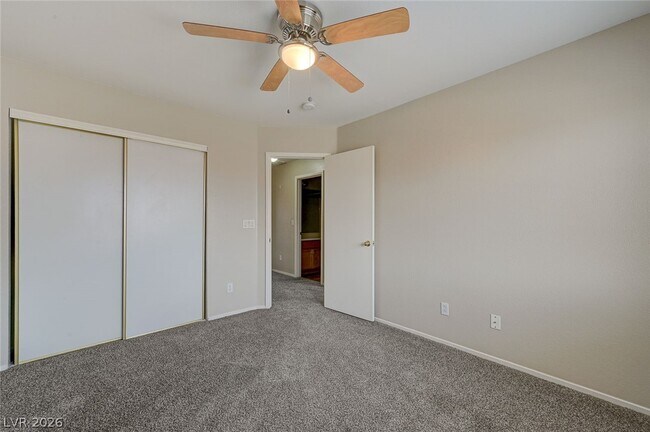 Building Photo - 8752 Raindrop Canyon Ave