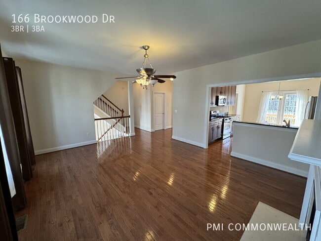 Building Photo - 166 Brookwood Dr