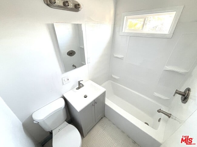 Building Photo - 3509 Arroyo Seco Ave