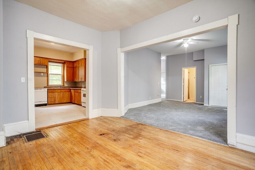 Building Photo - 3108 Colfax Ave S