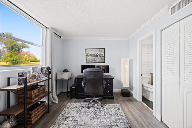 Building Photo - 5301 NW 2nd Ave