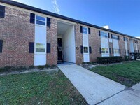 Building Photo - 5317 Curry Ford Rd