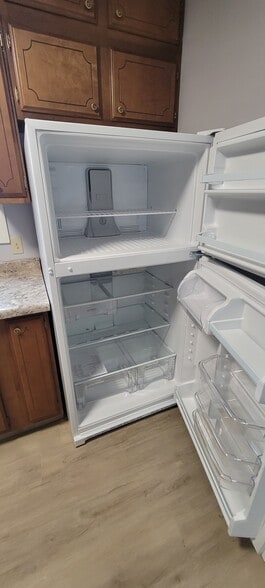 Building Photo - 704 S 3rd St