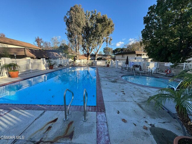 Building Photo - 2853 Instone Ct