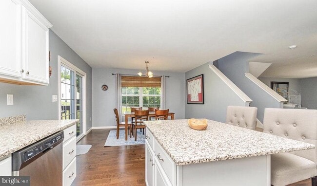 Building Photo - 358 Weatherstone Dr